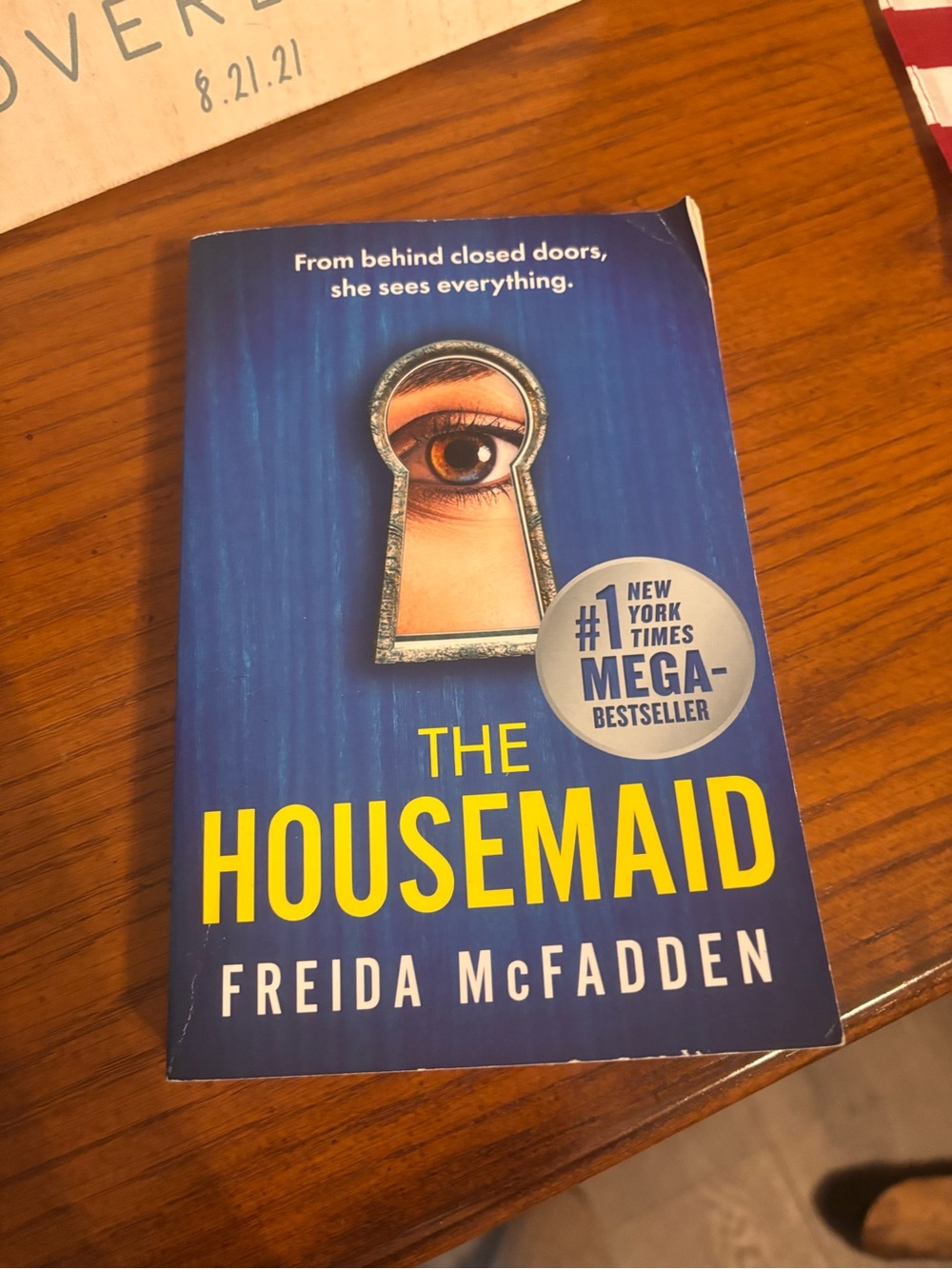The Housemaid - Blue Paperback Thriller